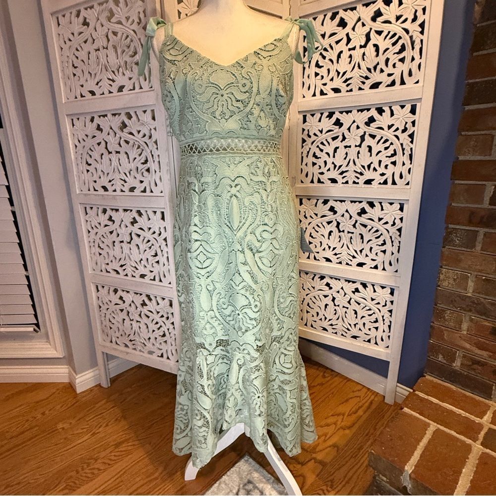 NWT Lulu's Mint Green Lace High/Low Dress Sz L